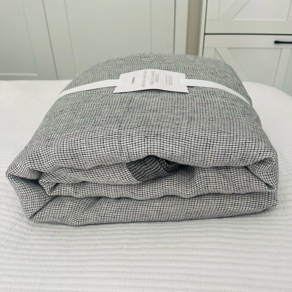 Crate & Barrel Aire Natural Hemp Ink Black Grid Full/Queen Duvet Cover